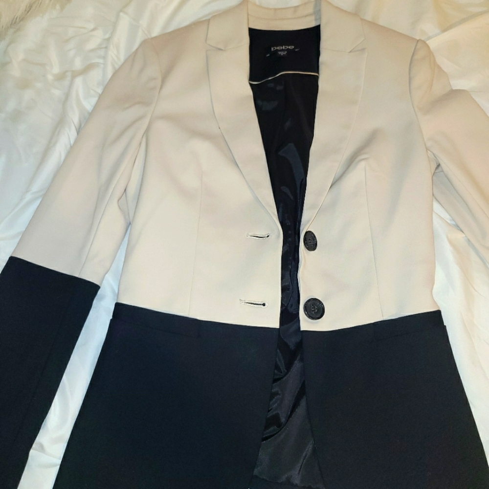Bebe Blazer